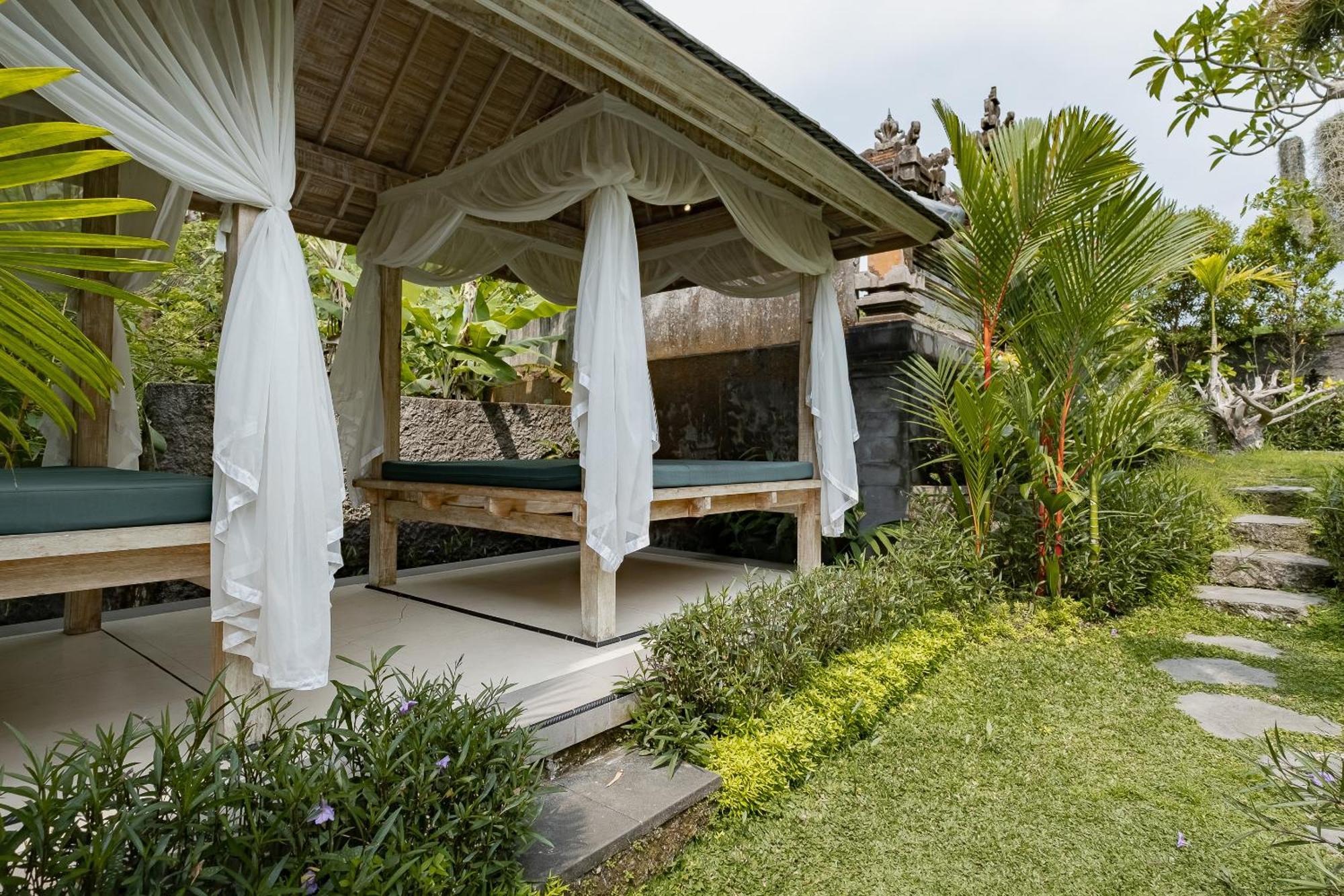 Gynandha Ubud Cottage Экстерьер фото